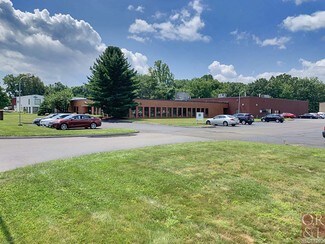 Plus de détails pour 135 N Plains Industrial Rd, Wallingford, CT - Flex à vendre