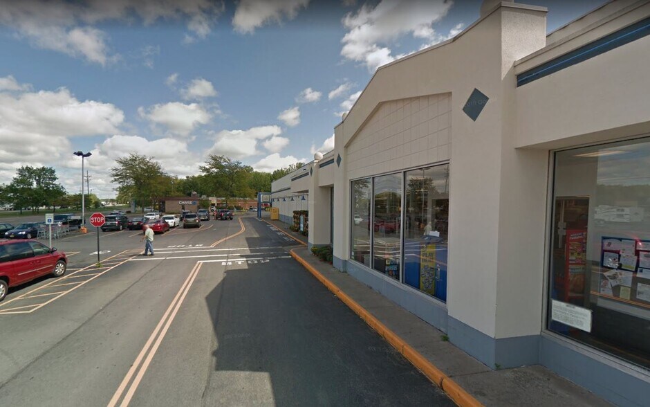 4090 Pearsall St, Williamson, NY for lease - Building Photo - Image 3 of 7