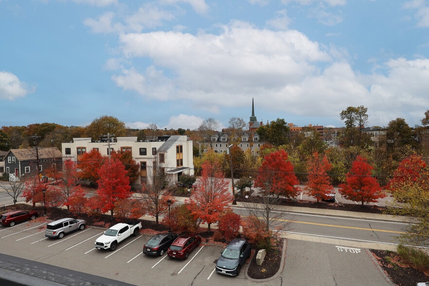 Walnut Place Residences portefeuille de 2 propriétés à vendre sur LoopNet.ca - Photo du bâtiment - Image 2 de 4