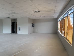 6405B Peachtree Industrial Blvd, Peachtree Corners, GA for lease Interior Photo- Image 1 of 6