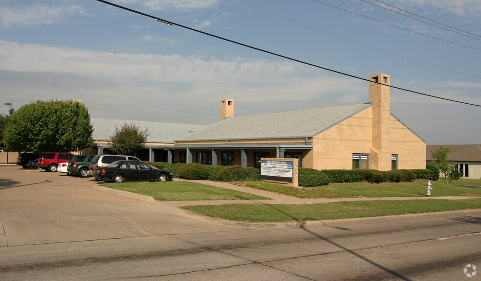 3612 Matlock Rd, Arlington, TX à louer - Photo du bâtiment - Image 2 de 23