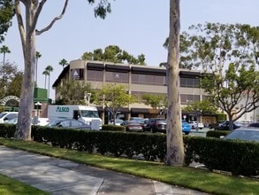 200 Newport Center Dr, Newport Beach, CA for lease Interior Photo- Image 2 of 2