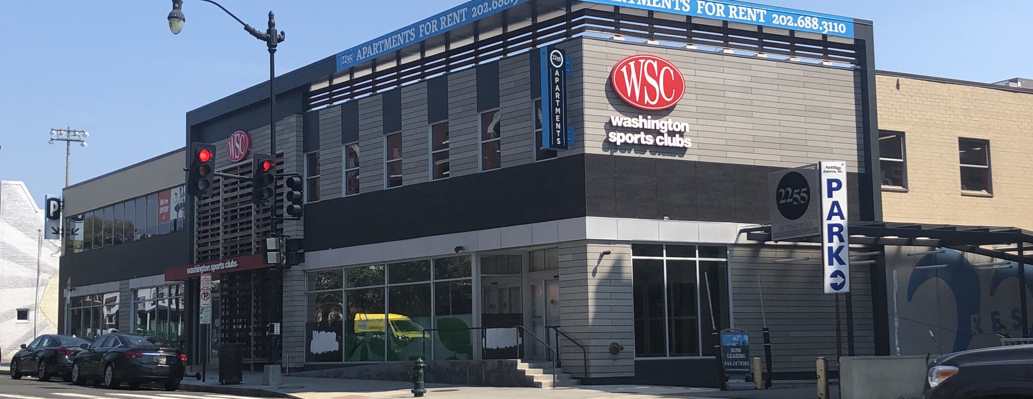 2251-2255 Wisconsin Ave NW, Washington, DC à louer Photo du bâtiment- Image 1 de 5
