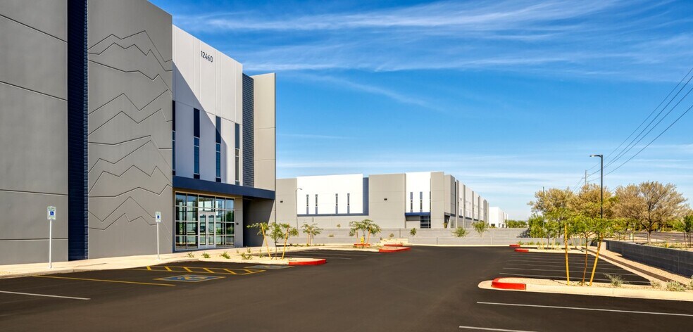 13022 W Rosewood Dr, El Mirage, AZ à louer - Photo du bâtiment - Image 2 de 15