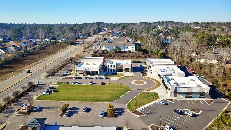 1000 West Lake Commons Dr, Martinez, GA à louer - Photo du bâtiment - Image 3 de 8