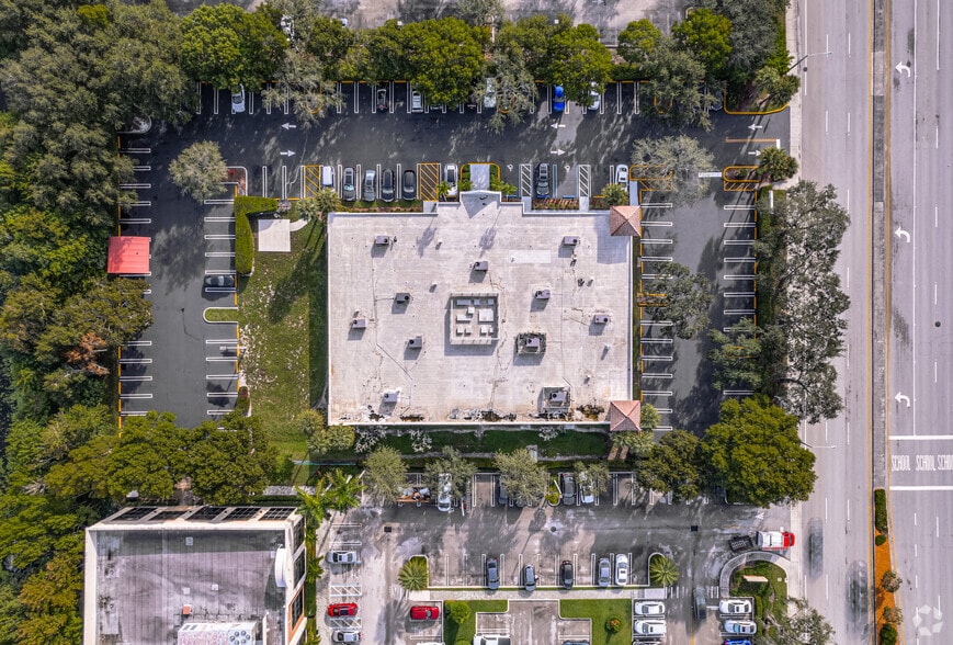 1375 Gateway Blvd, Boynton Beach, FL for lease - Aerial - Image 3 of 21
