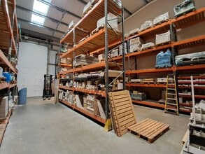 Deacon Way, Reading for lease Building Photo- Image 2 of 5