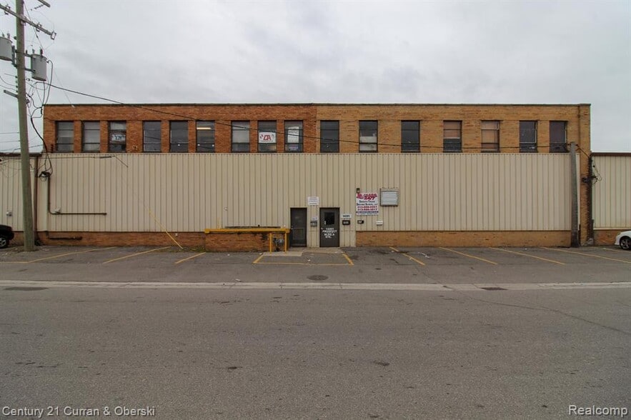 14201 Prospect St, Dearborn, MI for lease - Building Photo - Image 3 of 8