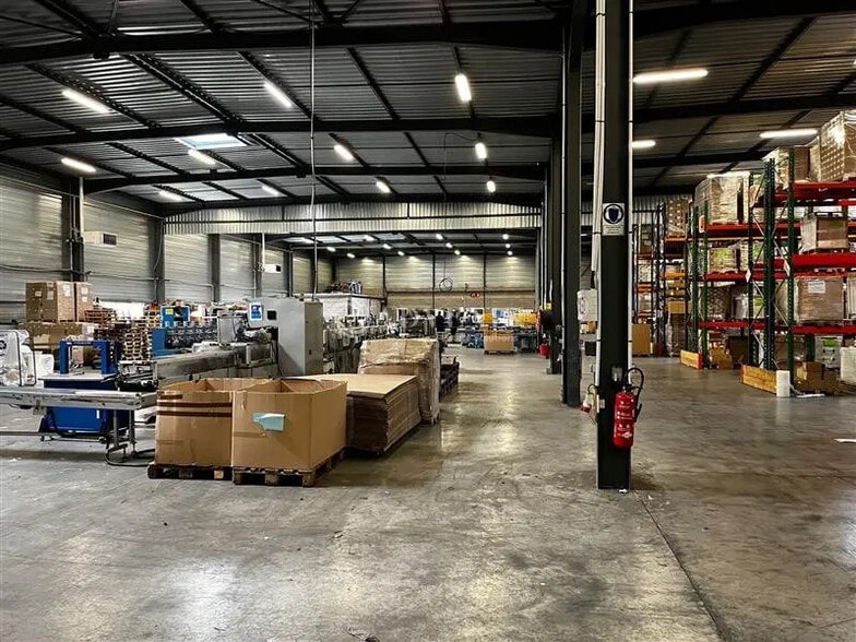 Flex in Illkirch-Graffenstaden for lease - Interior Photo - Image 3 of 6