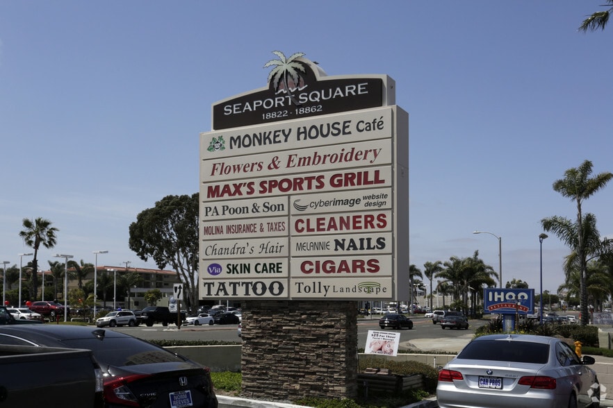 18822 Beach Blvd, Huntington Beach, CA for lease - Building Photo - Image 3 of 4