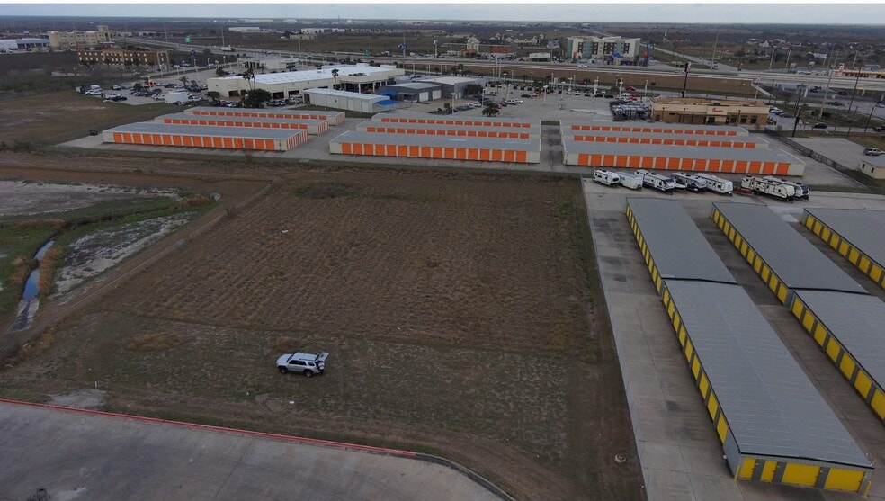 General Cavazos Blvd, Kingsville, TX for sale - Building Photo - Image 2 of 4