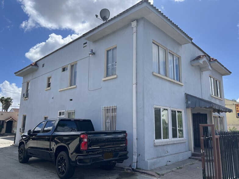 2664 Randolph St, Huntington Park, CA à vendre - Photo principale - Image 1 de 3