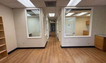 6800 E Green Lake Way N, Seattle, WA à louer Photo intérieure- Image 1 de 4