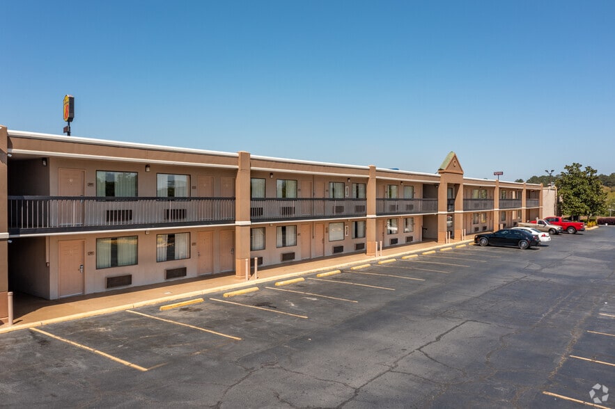 4755 Chambers Rd, Macon-Bibb, GA à vendre - Photo du bâtiment - Image 3 de 4