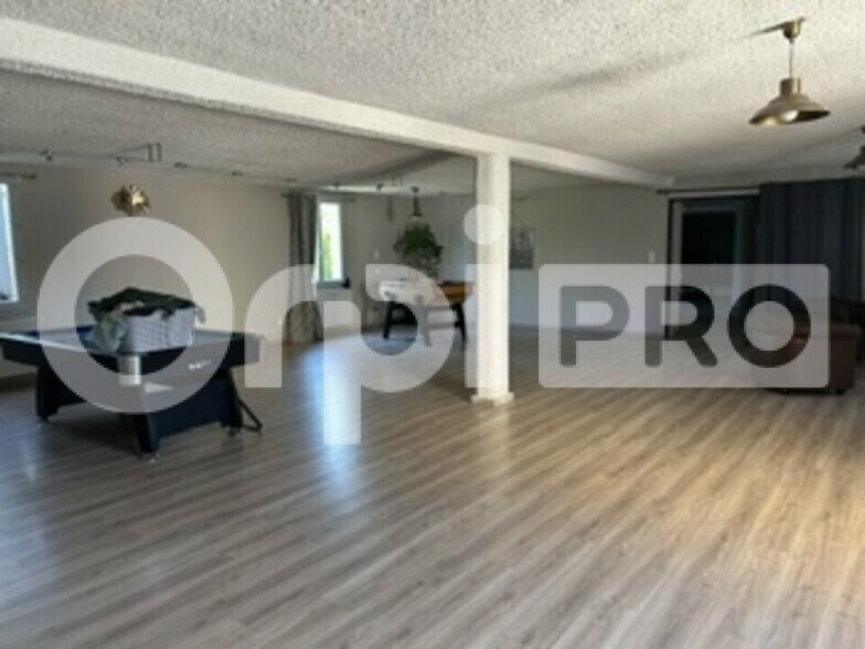 Office in Belleville for sale - Building Photo - Image 2 of 12