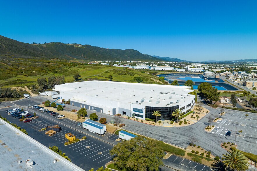 43195 Business Park Dr, Temecula, CA à louer - Photo du bâtiment - Image 2 de 27