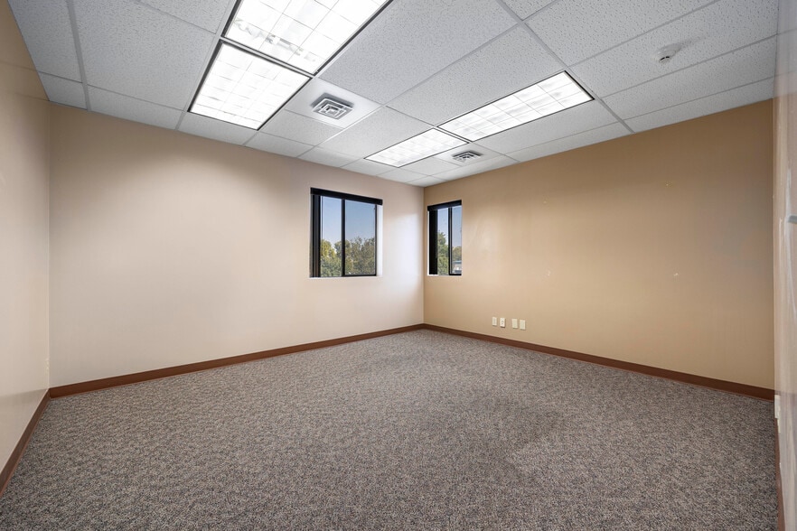 829 Goethals Dr, Richland, WA for lease - Building Photo - Image 2 of 26