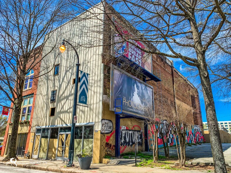 165 Peachtree St SW, Atlanta, GA à vendre - Photo du bâtiment - Image 2 de 19