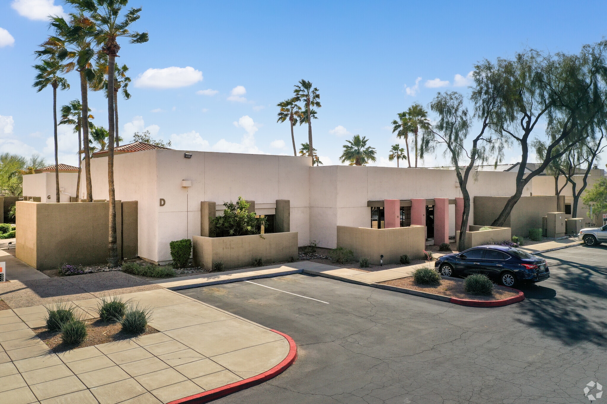 16620 N 40th St, Phoenix, AZ for lease Primary Photo- Image 1 of 6