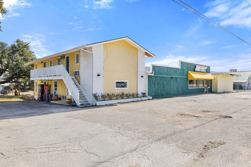 1206 Main St, Blanco, TX for sale - Building Photo - Image 2 of 12