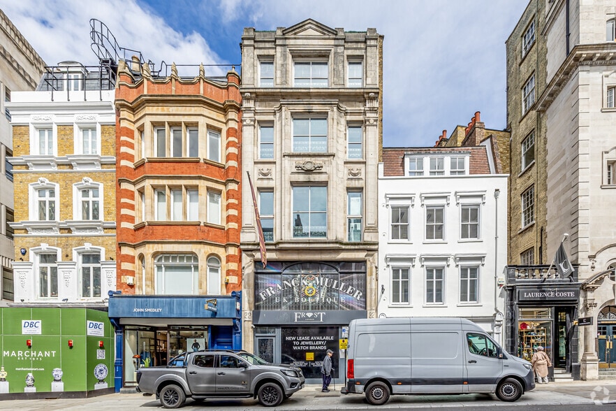 22 Brook St, London for lease - Primary Photo - Image 1 of 2