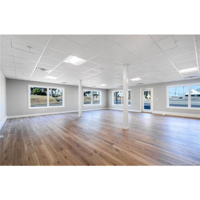 642 Stafford Ave, Bristol, CT à louer - Photo du bâtiment - Image 2 de 11