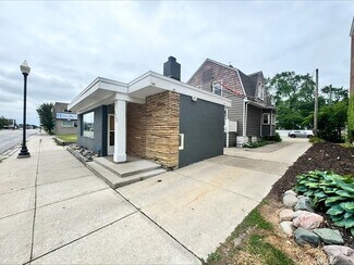 Plus de détails pour 520-522 E Eleven Mile Rd, Royal Oak, MI - Commerce de détail à vendre