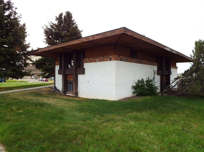 2415 13th Ave S, Great Falls, MT à vendre - Photo du bâtiment - Image 3 de 4