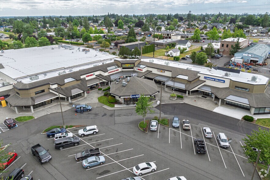 1009 Monroe Ave, Enumclaw, WA à louer - Photo du bâtiment - Image 2 de 5