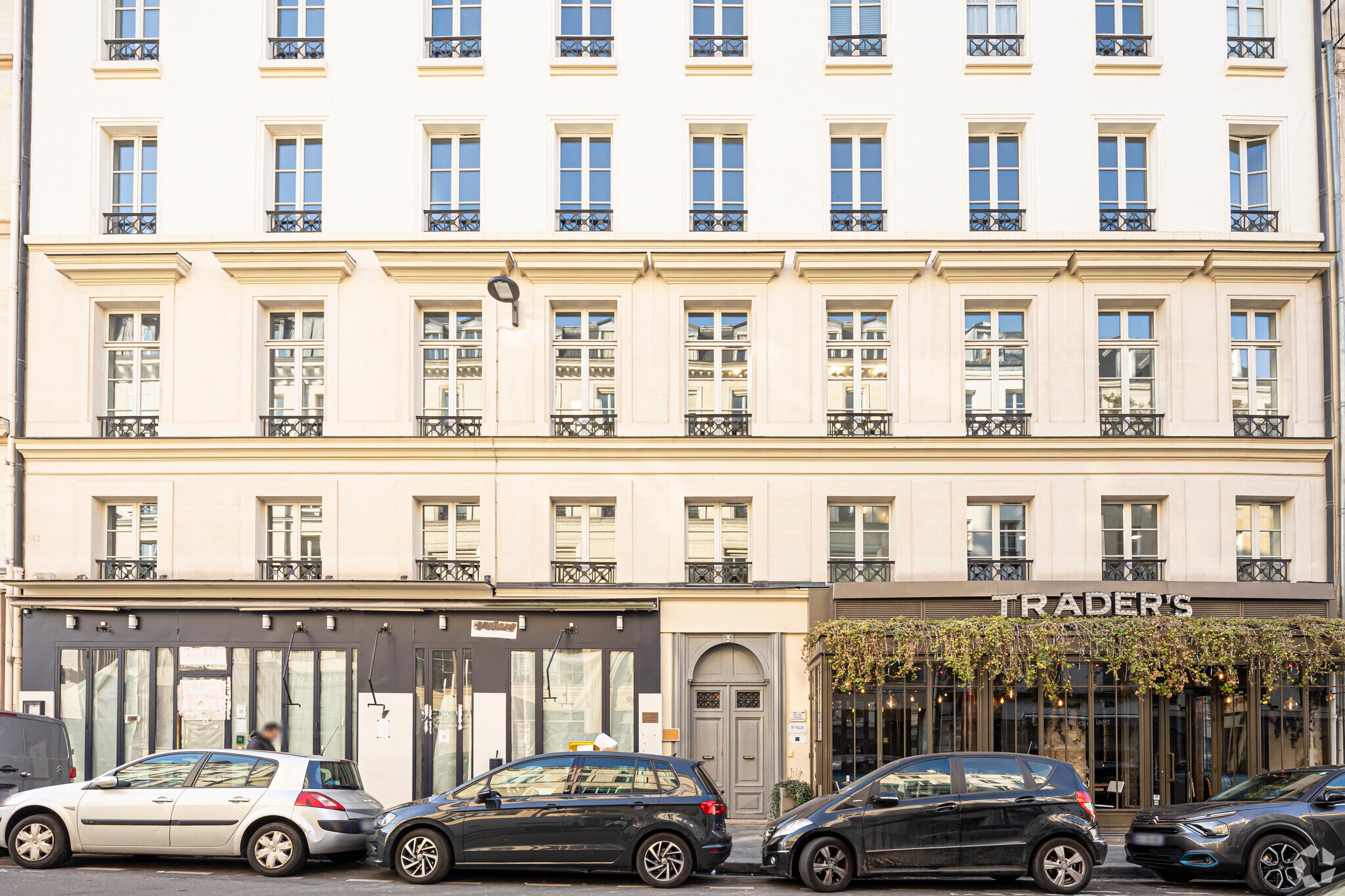 3 Rue De La Bourse, Paris for lease Building Photo- Image 1 of 4