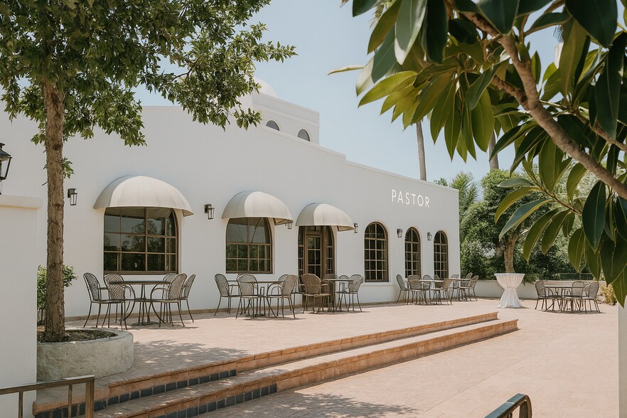 2121 N Saint Marys St, San Antonio, TX for lease - Primary Photo - Image 1 of 18