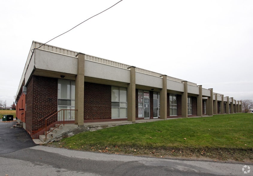 3 Jody Ave, Toronto, ON for lease - Primary Photo - Image 1 of 2