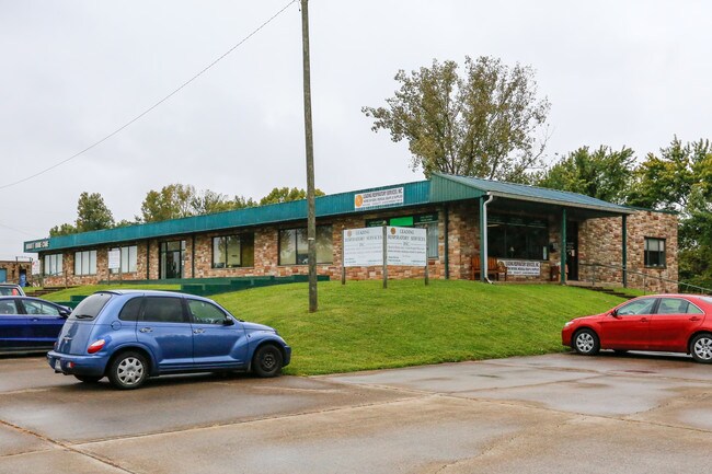 Plus de détails pour 209-213 Marion Pike, Coal Grove, OH - Bureau à vendre