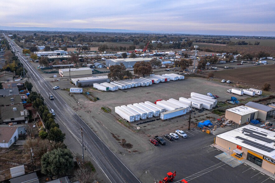 38700 Kentucky Ave, Woodland, CA à vendre - Aérien - Image 3 de 9