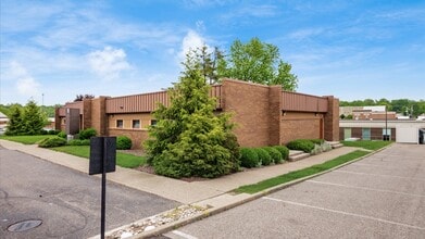 830 Bethesda Dr, Zanesville, OH for lease Interior Photo- Image 2 of 21