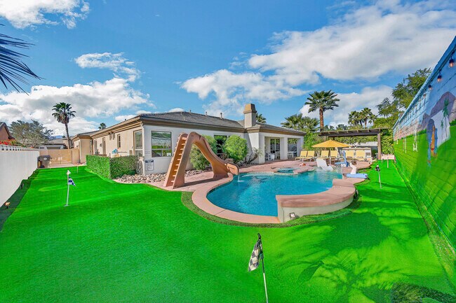 Plus de détails pour 48668 Stillwater St, Indio, CA - Spécialité à vendre