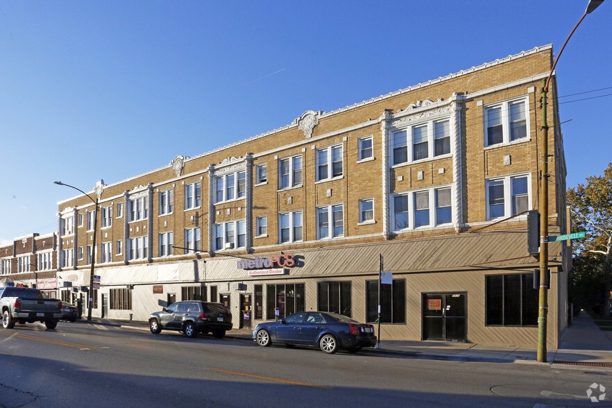 5944 W Roosevelt Rd, Chicago, IL for sale - Primary Photo - Image 1 of 29