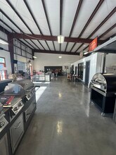 18992 Ranch to Market 150 rd, Driftwood, TX à louer Photo intérieure- Image 1 de 13