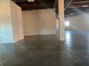 1026 Hickory St, Kansas City, MO for lease Interior Photo- Image 1 of 7