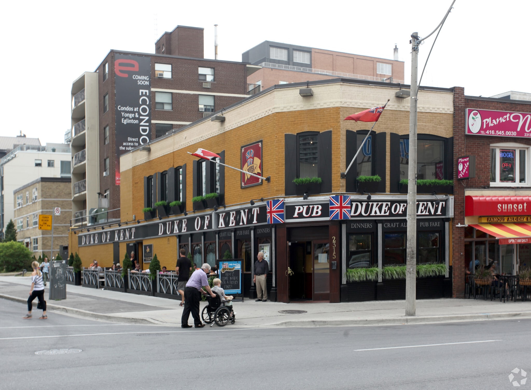 2315 Yonge St, Toronto, ON for lease Primary Photo- Image 1 of 3