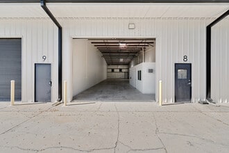 2280 Avocado Ave, Melbourne, FL for lease Interior Photo- Image 1 of 7