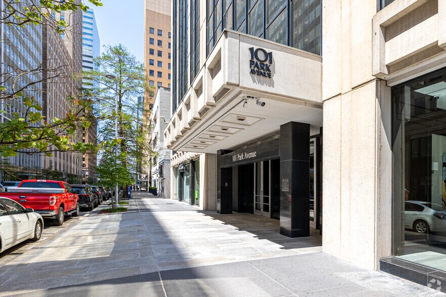 101 Park Ave, Oklahoma City, OK for lease - Building Photo - Image 2 of 5