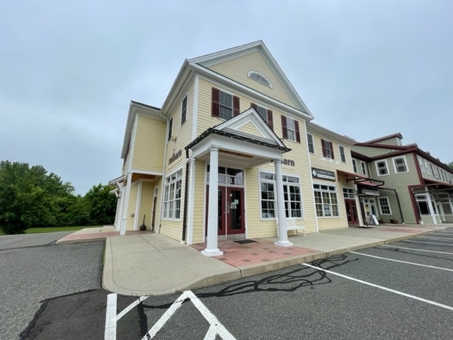 245 Amity Rd, Woodbridge, CT for lease - Building Photo - Image 2 of 36