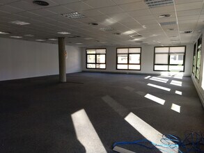 Office in Cerdanyola del Vallès, Barcelona for lease Interior Photo- Image 1 of 7