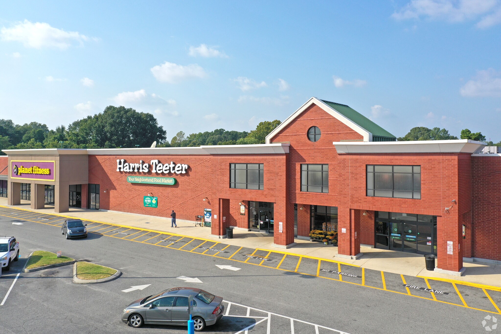 4640-4648 W Market St, Greensboro, NC for lease Building Photo- Image 1 of 7