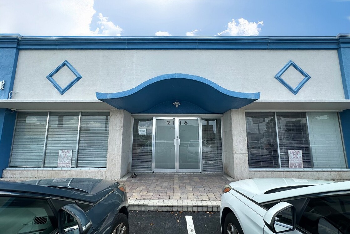2116 N Dixie Hwy, Hollywood, FL à louer Photo principale- Image 1 de 17