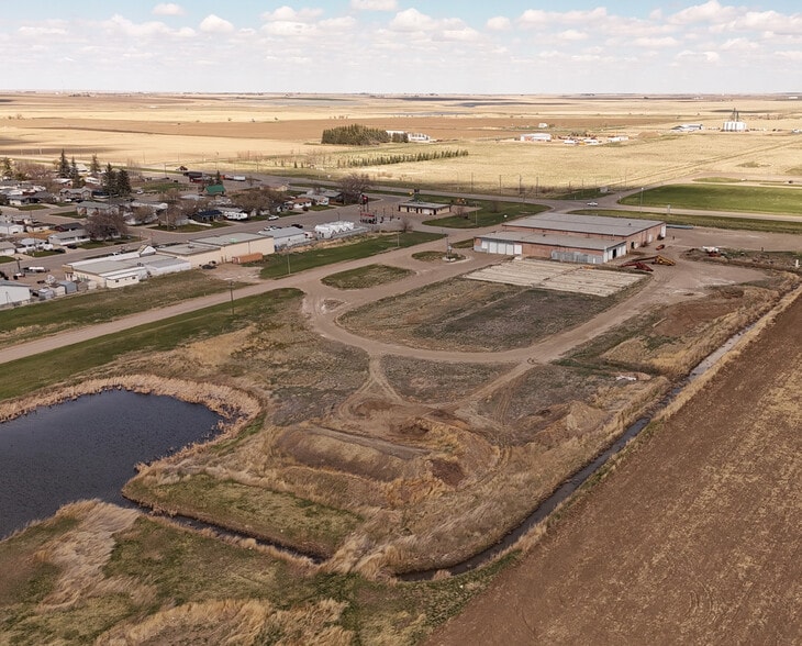 111 1 Av S, Vauxhall, AB for sale - Building Photo - Image 2 of 10