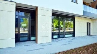 Plus de détails pour Commerce de détail à vendre