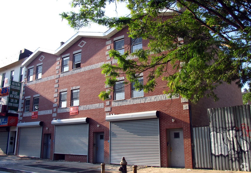 1924 Fulton St, Brooklyn, NY for sale - Building Photo - Image 2 of 5