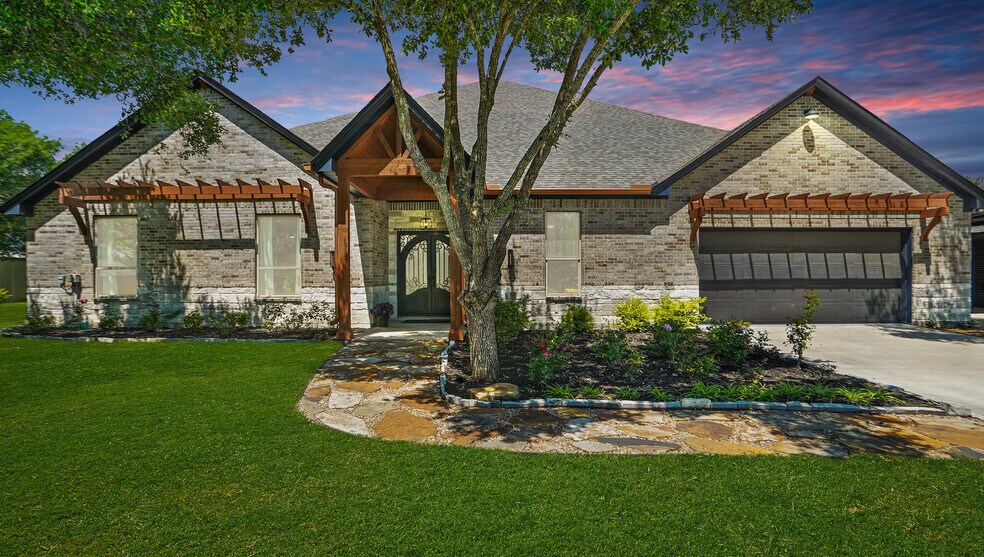 10511 W Hidden Lake Ln, Richmond, TX à vendre - Photo du bâtiment - Image 2 de 44